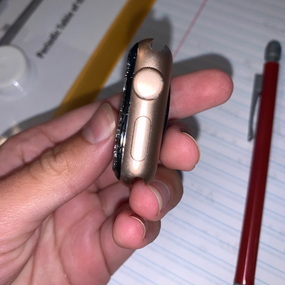 Series 3 GPS Apple Watch - Picture 7 of 8